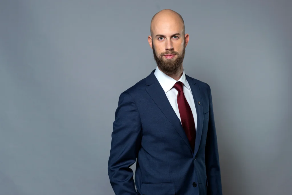 Billedtekst: Ministeren, der truede svenskerne med krig: Carl-Oskar Bohlin. Foto: Kristian Pohl/Regeringskansliet